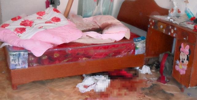 云南姐妹遭到男子入室砍杀，两人身中几十刀，凶手是姐姐前夫，后来怎样？