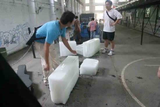 高温之下冰块成为硬通货!2022年冰块市场需求状况如何?