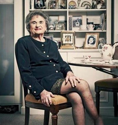 米莉·库珀怎么服务的 本来是有老公的