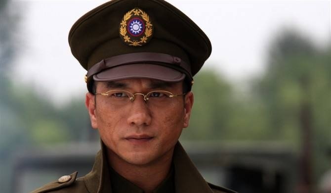 电视剧《隐形将军》中原型为谁啊？