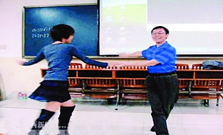 文国艺的走红网络