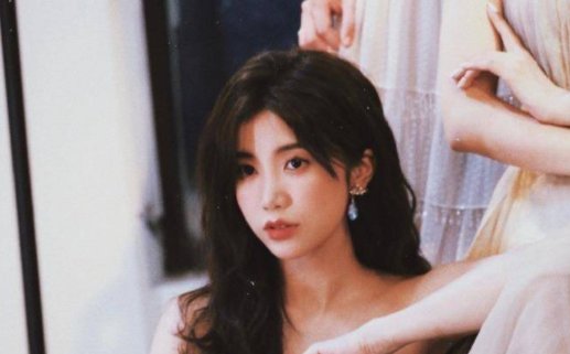 《半熟恋人》罗拉哪里的人?