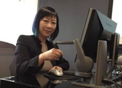 傅苹的书籍争议