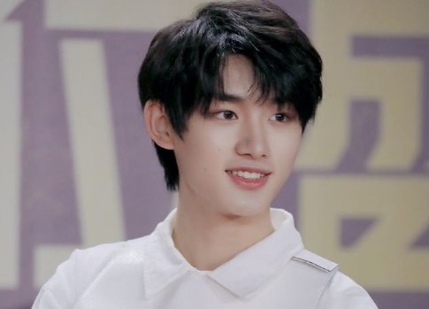 丁程鑫作为TF二代团的队长，他付出了哪些努力？