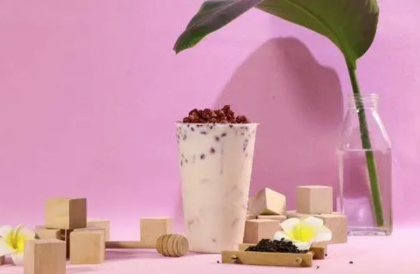 2023年秋天第一杯奶茶是哪天