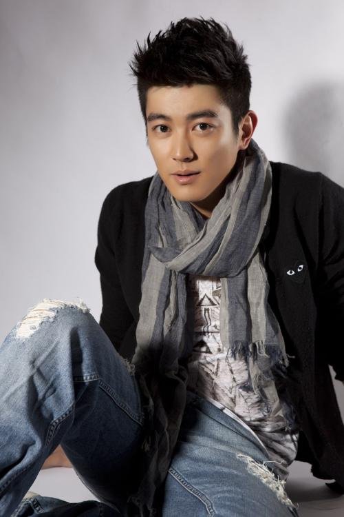 杜江主演的白银帝国剧情是怎样的？