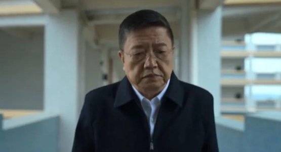 狂飙中的何黎明是什么职务