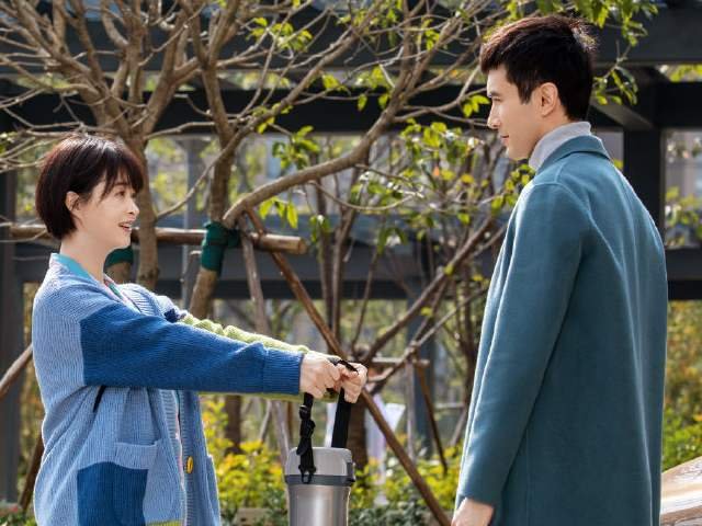 湖南卫视向阳而生不播了吗