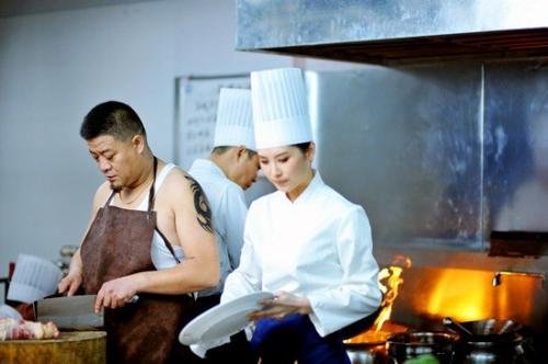 《后厨》电视剧21-23集讲的什么？