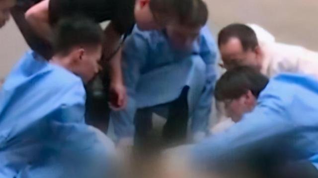 云南姐妹遭到男子入室砍杀,两人身中几十刀,凶手是姐姐前夫,后来怎样?