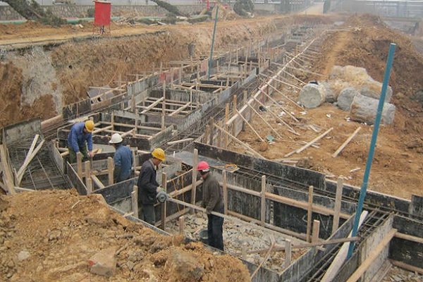 前期工程费包括哪些费用？