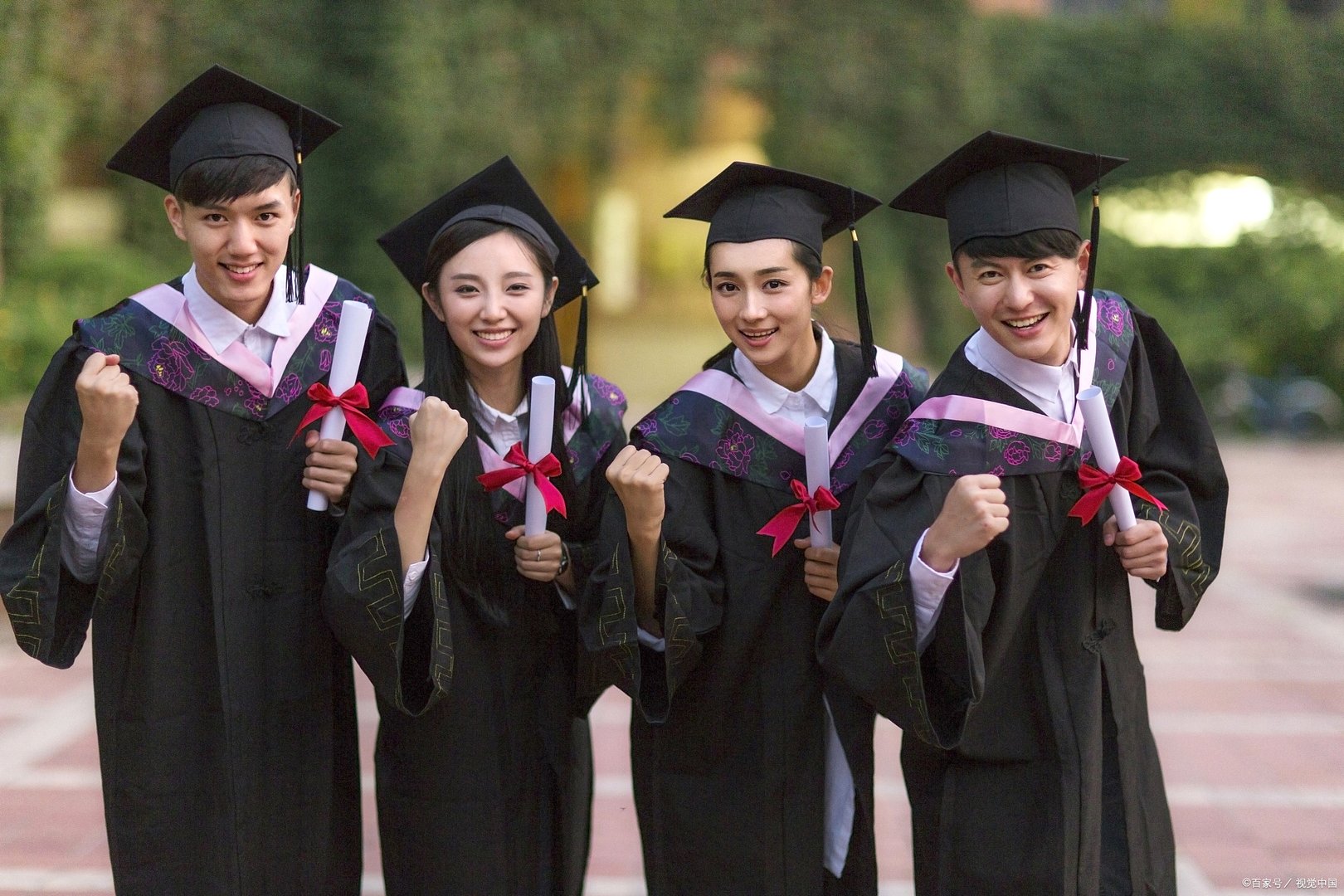 一本和二本大学的学费相比，能差出多少钱呢？