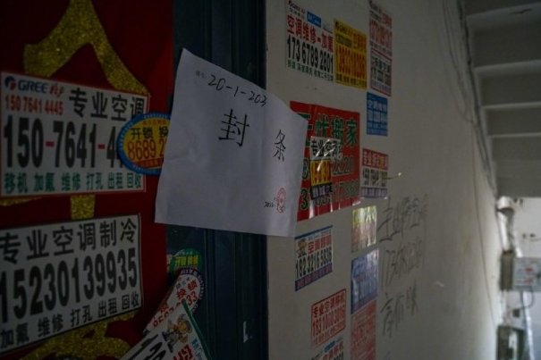 住在城市危房中的老人们历经磨难，他们这辈子还有望获得最终的公平吗？