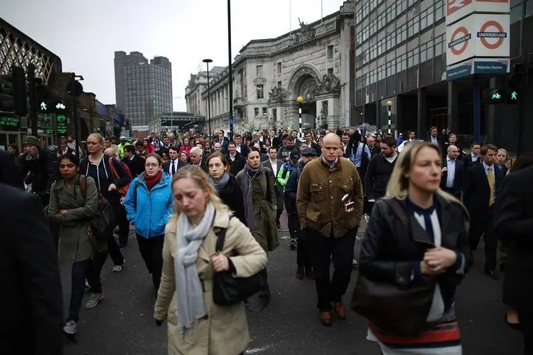 伦敦公交系统工人罢工，交通几近瘫痪，目前当地情况如何了？