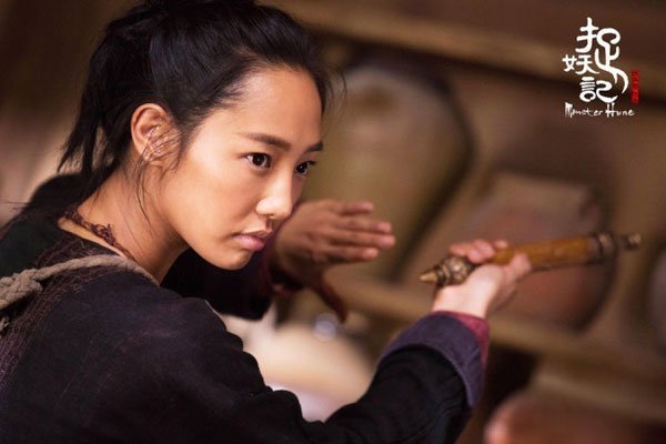 白百何一阳指事件是什么 用手弹一名男子的小弟弟