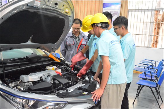 初中毕业有哪些好的技校