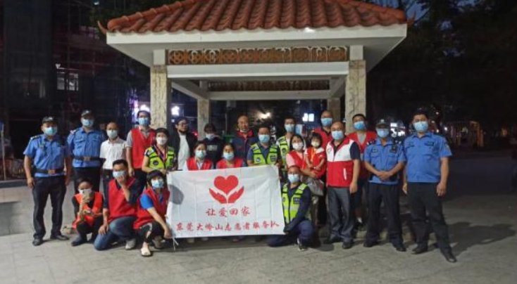 湖北一女孩逃婚4年在坟场流浪被救助，这位女孩在这些年是怎么过的？