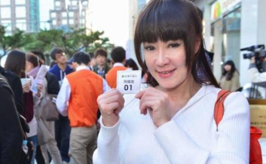 罗霈颖身价约破4亿，她为何这么有钱？