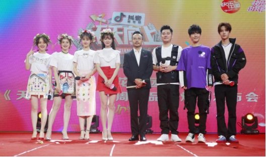 天天向上的主持人名单