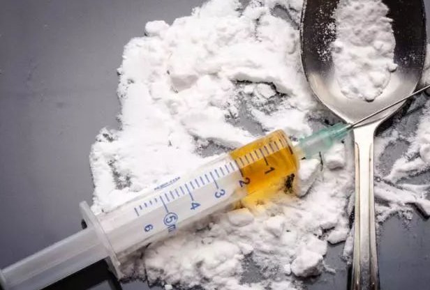 粗制吗啡称为()