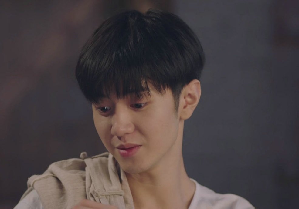 十二谭中，刘叔和白玉书是什么关系？