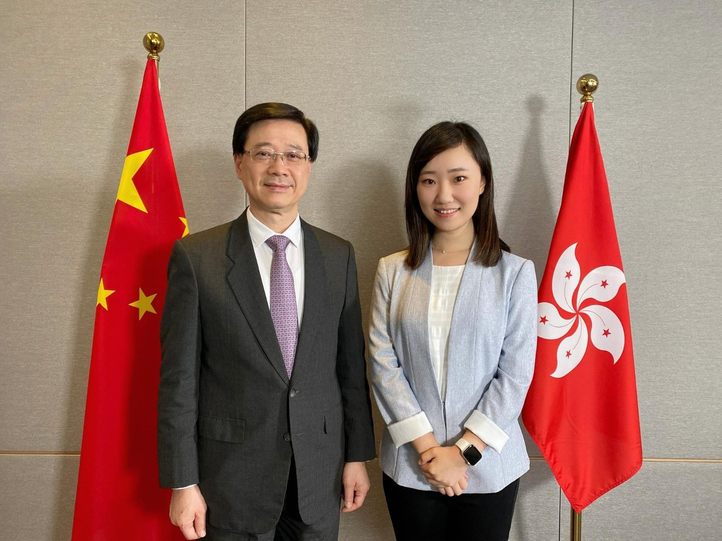 李家超是谁？有什么经历？