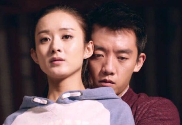 碰到一个色咪咪的上司，总是想潜规则我，该怎么办呢？