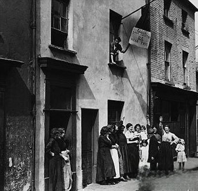 米莉·库珀怎么服务的 本来是有老公的