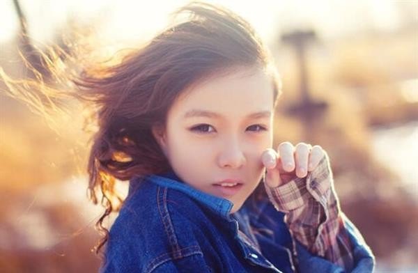 美丽俏佳人里的本兮素颜是真的吗？