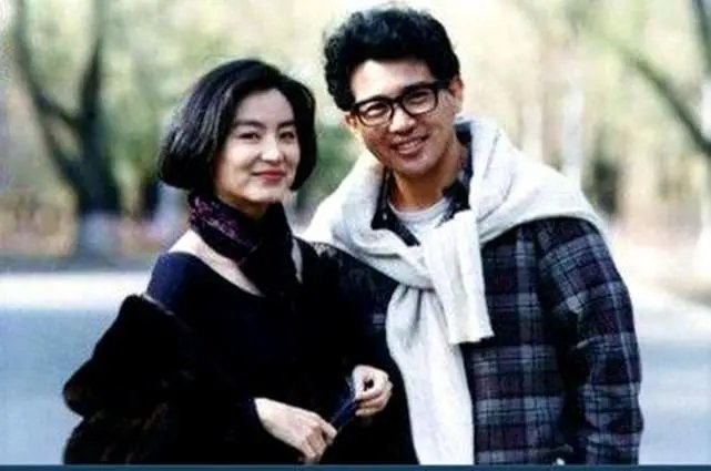 著名作家倪匡去世，林青霞发文悼念，二人曾有过哪些交集？