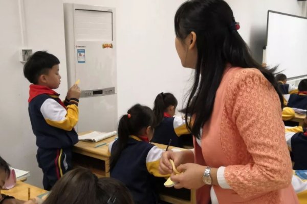 敢不听命的意思