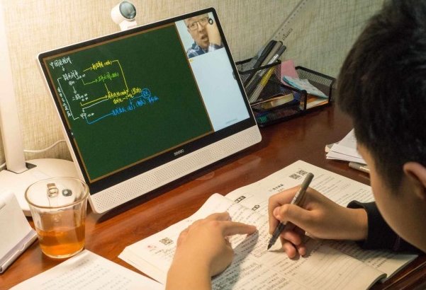 2004—2022历年江苏高考人数