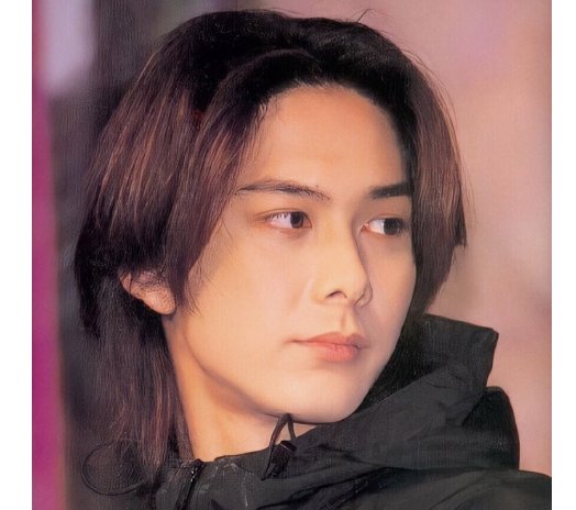 请问一下柏原崇近况如何？