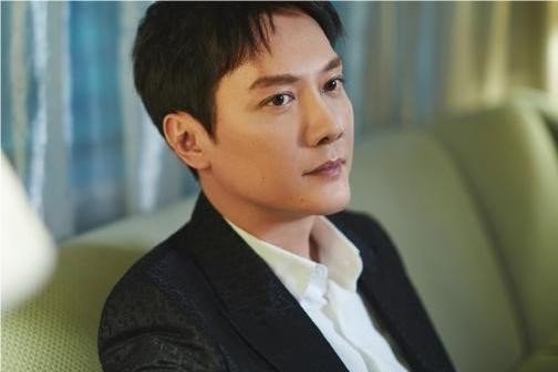 冯绍峰的家境如何？