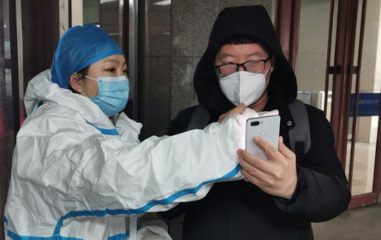 武汉全员核酸检测发现网上逃犯，你如何看待此事？