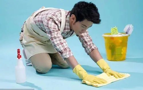 山东一女子怀孕，老公狂送礼物做家务，你觉得这样的老公合格吗？