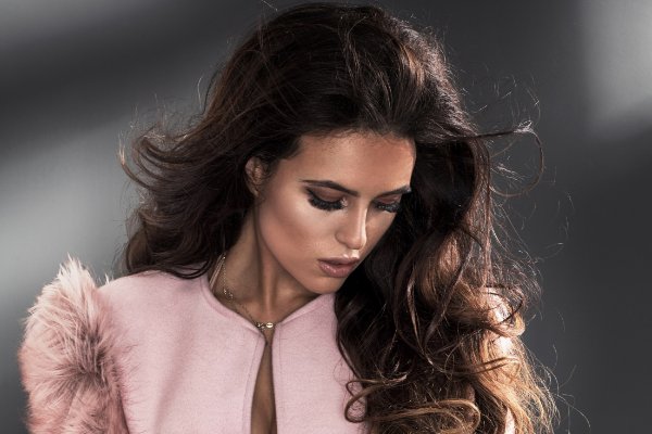 什么样的头发形容词