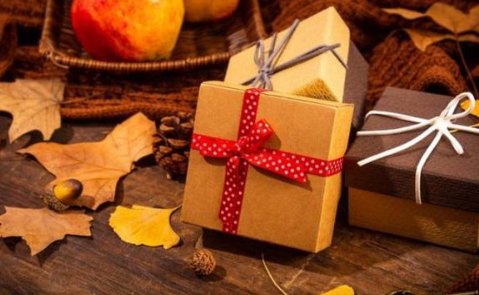 五十岁后，为什么要坚持“人走礼到”？