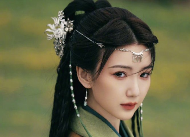 云襄传女主是凌渊的女儿吗