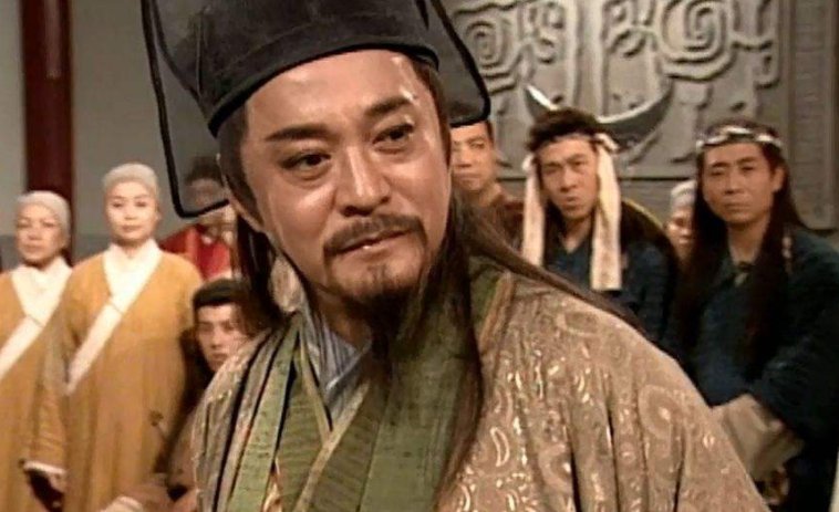 《笑傲江湖》中，岳不群的最终结局怎么样？