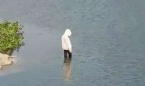 女孩跳河涉事民警曾领导防溺工作,事情的真相到底是什么?