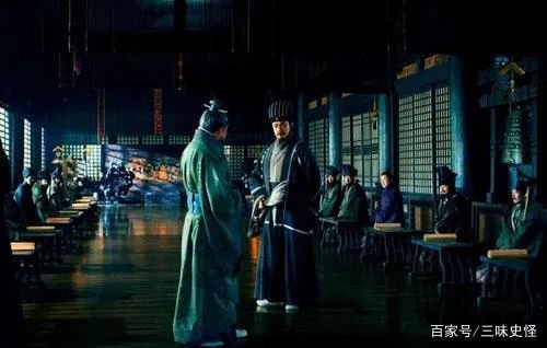 历史上的哪个正面人物，却在诸葛亮舌战群儒时被贬低了？