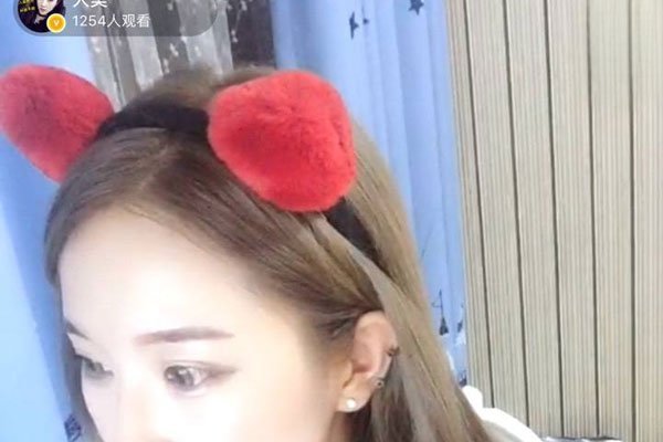 刘大美人家庭背景还有真实身份 和天佑被认为是情侣