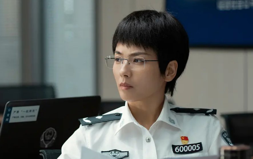 刘涛喊话《开端》杜劲松准备药检，两人在剧中饰演的是怎样的角色？