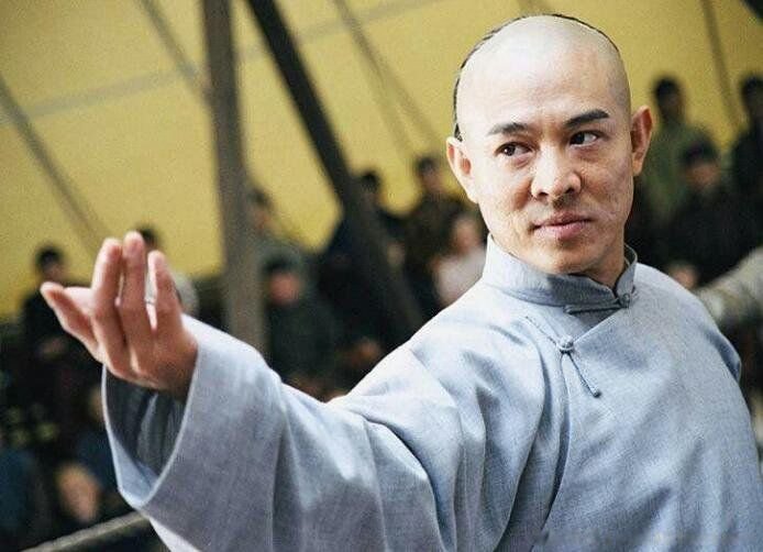 李连杰的真实家世 爷爷真实身份惊人怎么回事