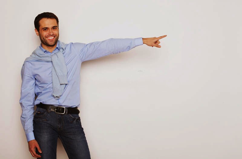 短一些再短一些打一字