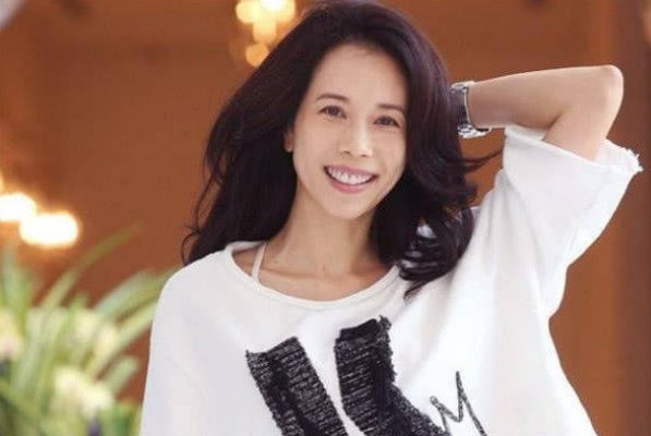 莫文蔚结婚了吗?