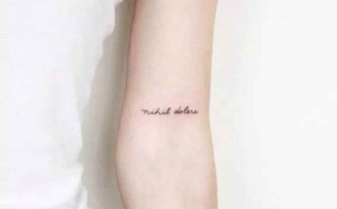 泪痕纹身有什么含义?