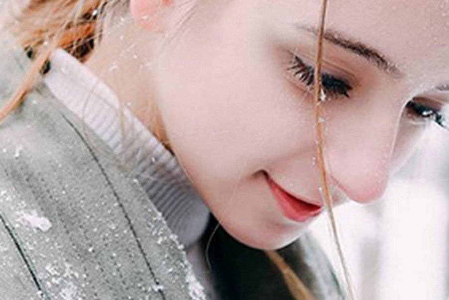 成都女留学生因为什么走红？