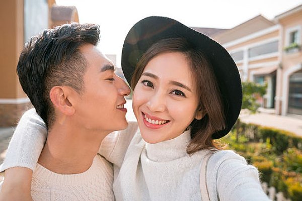 为什么老公总是站在婆婆那一边？